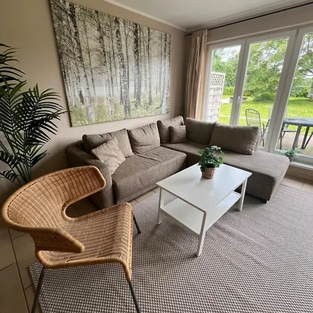 Ferienbungalow Boddenperle, Ruhig Im Wald Gelegen, Hund